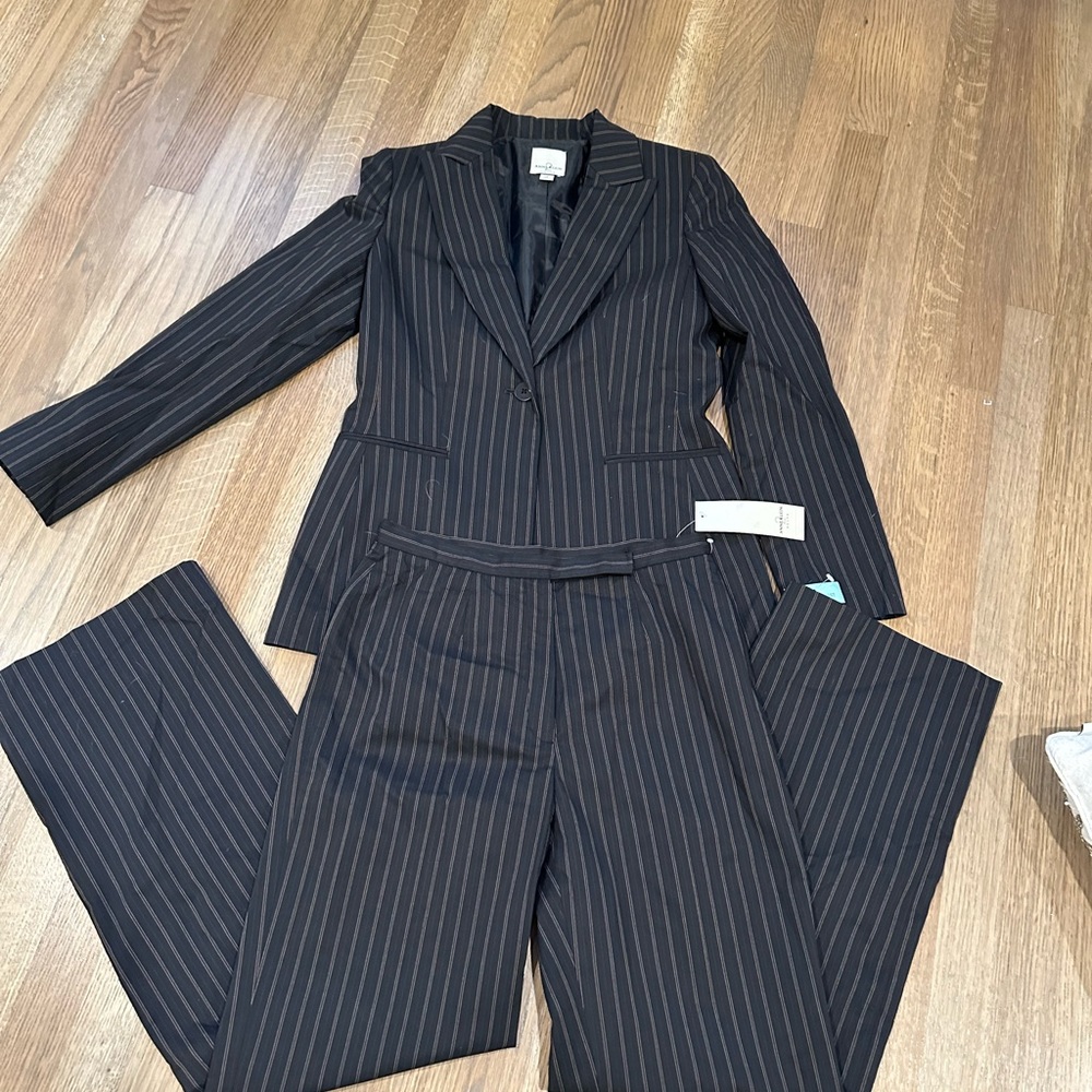 Anne Klein 2 pant suit set